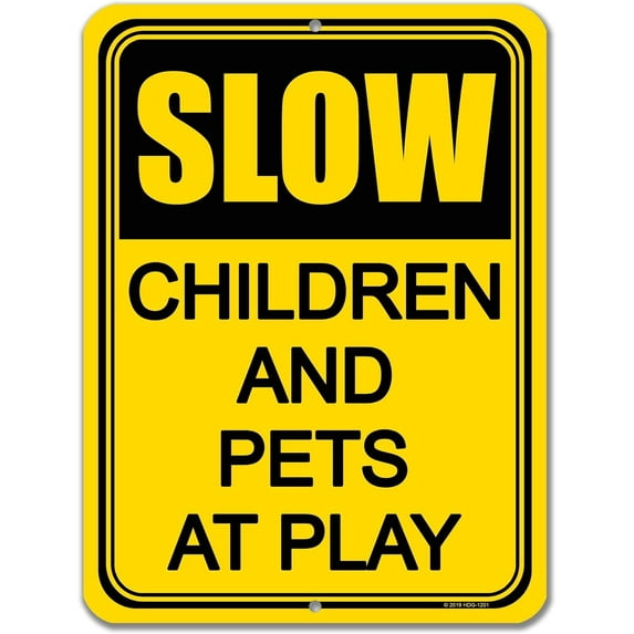 Honey Dew Gifts, Autistic Child in Area, 9 inch by 12 inch, Street Signs, Safety Signs for Children, Kids Warning Sign, Child Safety Signs Outdoor, Autism Yard Sign, HDG-1521