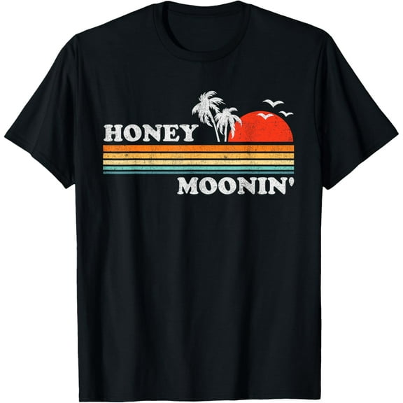 Honey Moonin Beach Honeymoon Vacation Men Women Couples Gift T-Shirt