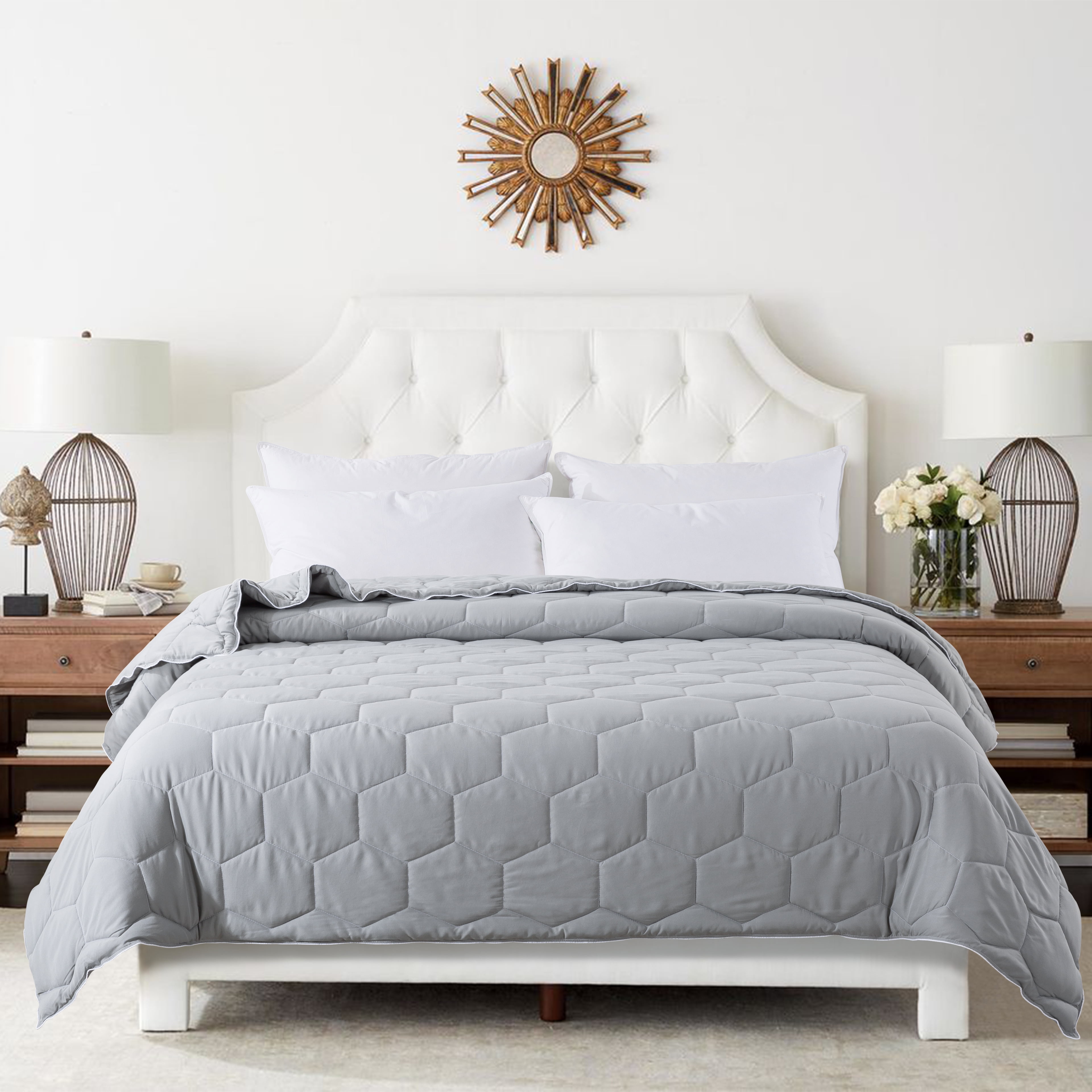 Honeycomb Down Alternative Blanket - Neutral Gray/Bright White - Full/Queen