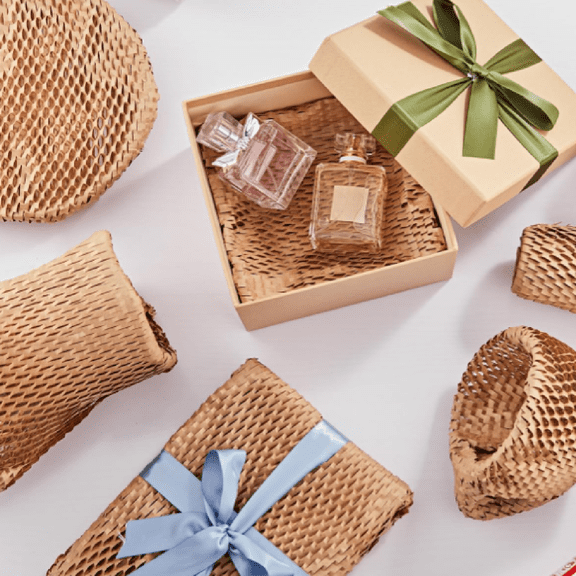 Honeycomb Packing Paper, 15"x 412' Bubble Packing Wrap for Packing/Shipping/Moving, Eco-Friendly Bubble Packing Paper Wrapping Roll, Recyclable Moving Supplies With 30 Fragile Sticker Labels