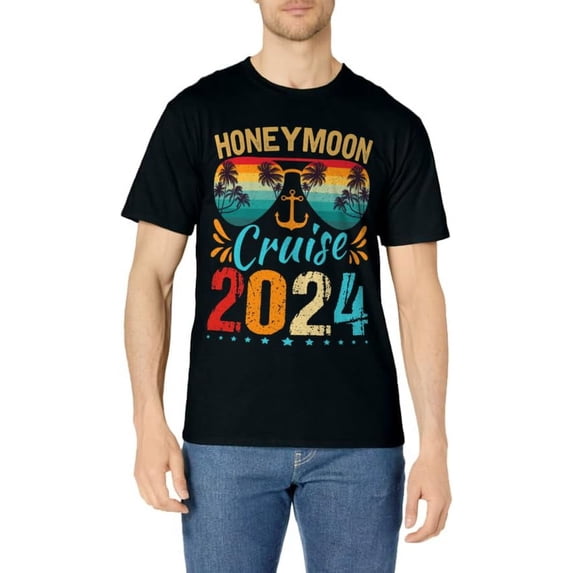 Honeymoon Cruise for Matching Couples 2024 Just Married T-Shirt