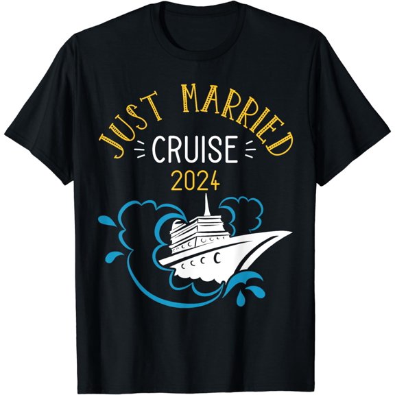 Honeymoon Cruise for Matching Couples 2024 Just Married T-Shirt