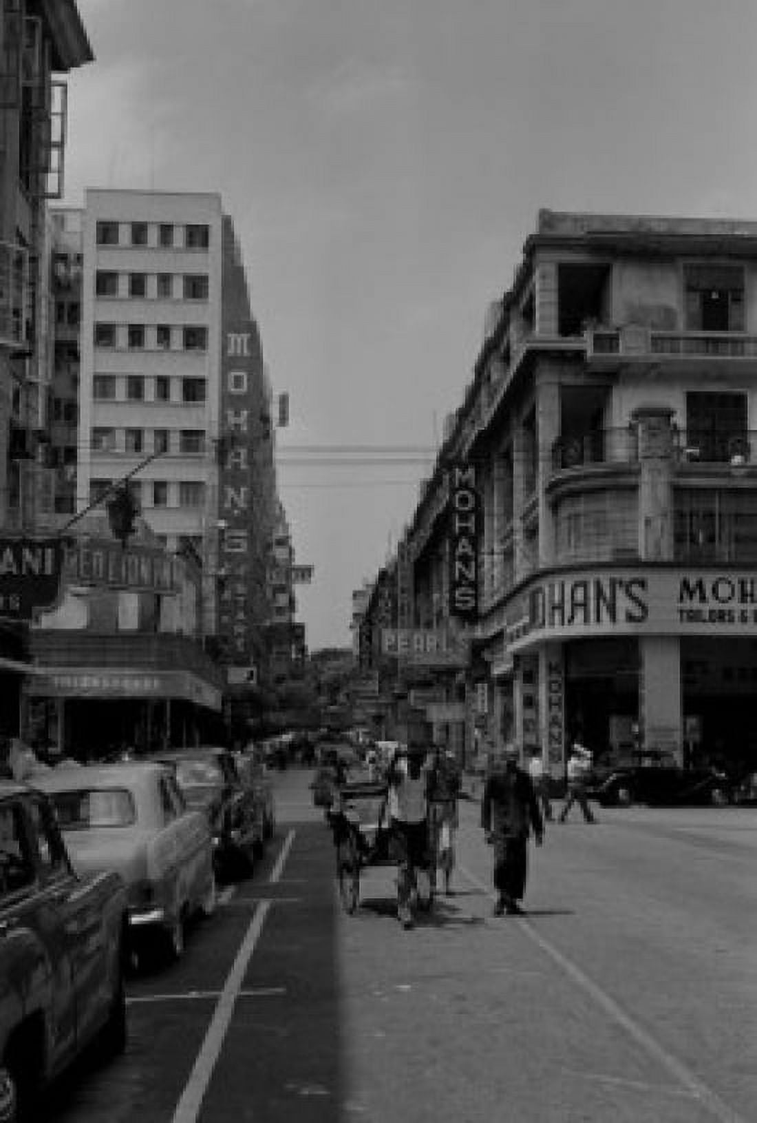 Hong Kong Kowloon Street scene Canvas Art - (18 x 24)