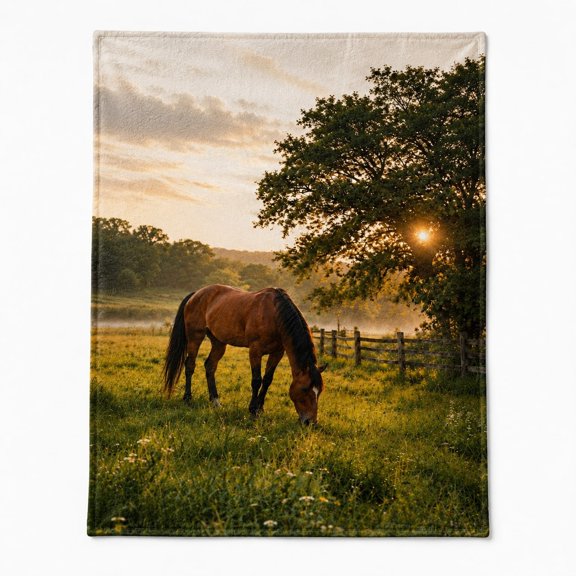 Horse Meadow Rustic Country Fleece Throw Blanket, Soft 280 Gsm Polyester, Western Farmhouse Decor for Couch, Sofa & Bed