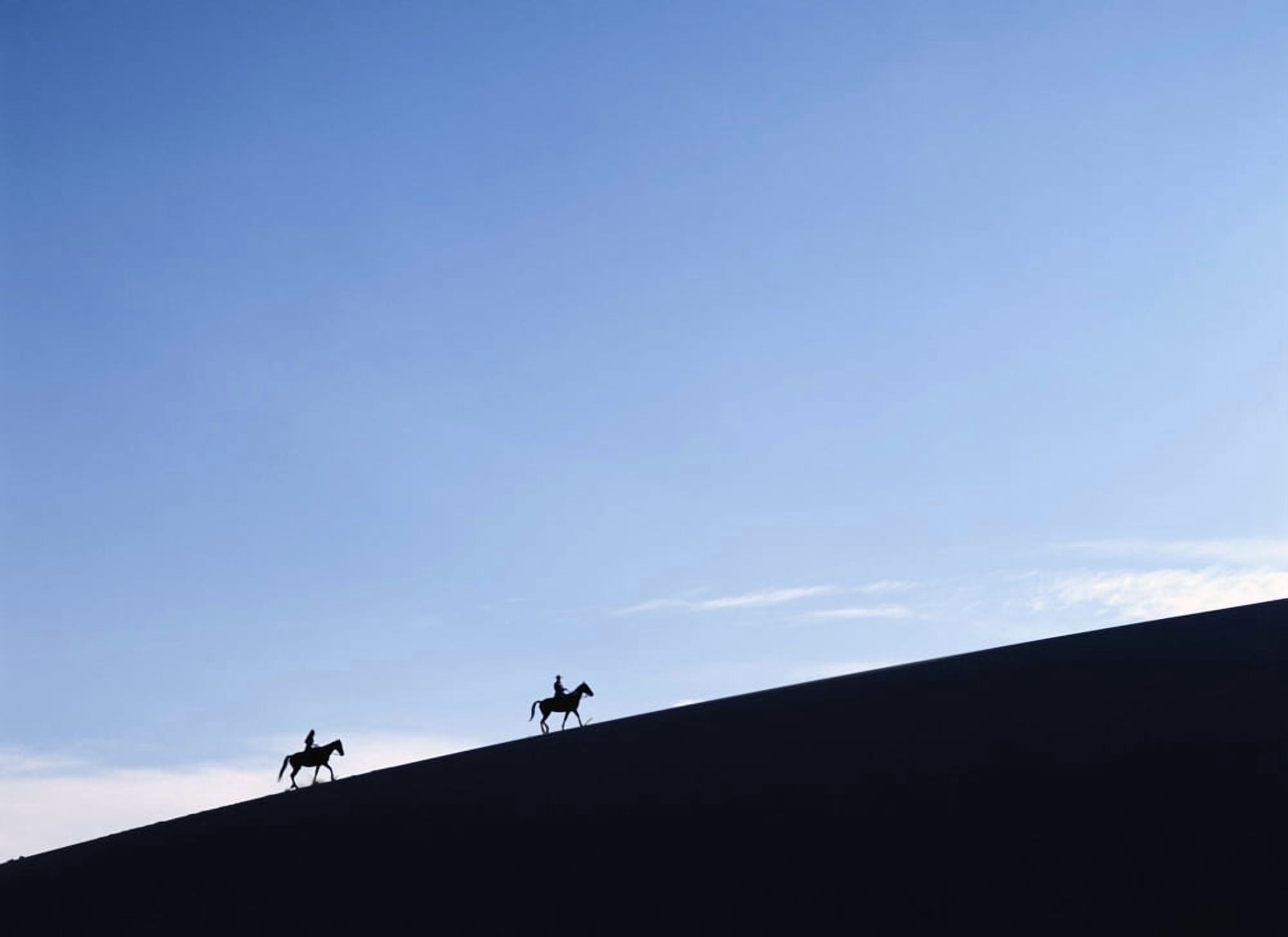 Horse Riders At Dusk On A Sand Dune In The Valle De La Muerte In Cordillera De La Sal Mountains Canvas Art - Ian Cumming Design Pics (16 x 12)
