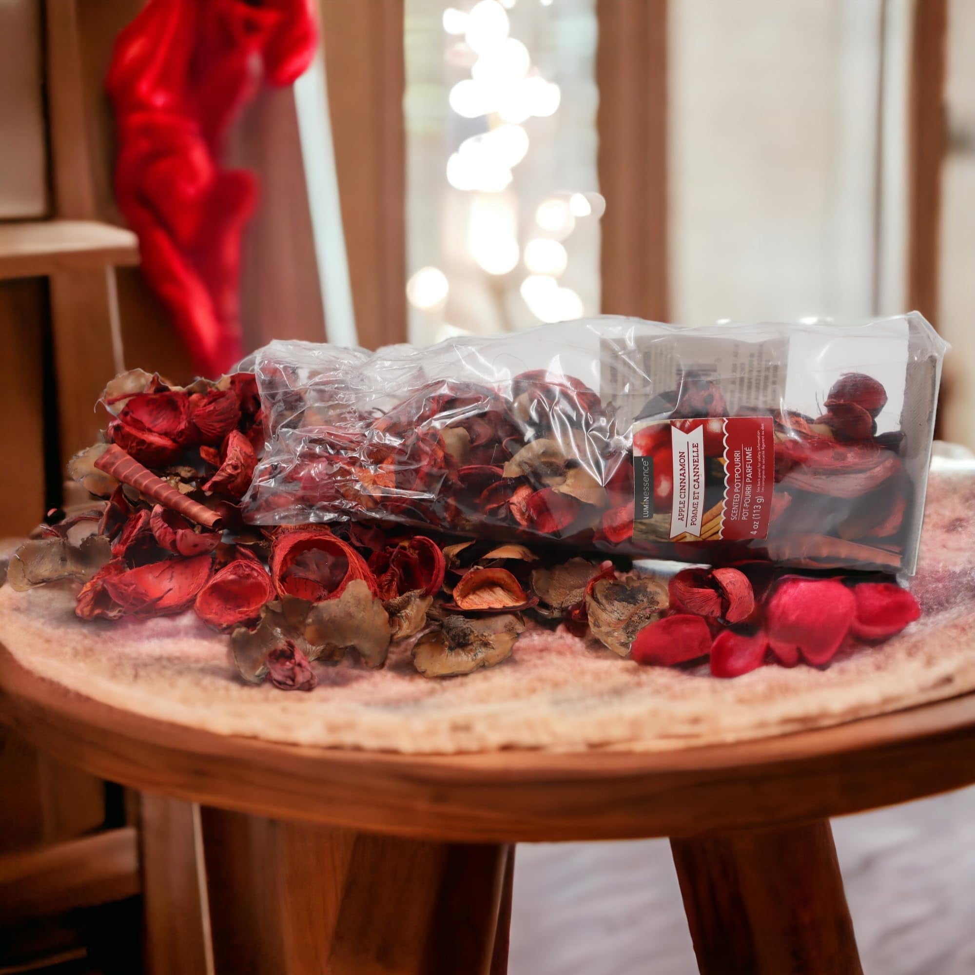 Hosley Elegant Expressions Fall Apple Cinnamon Potpourri Set of 6 with Bonus Fragrance Refresher Oil