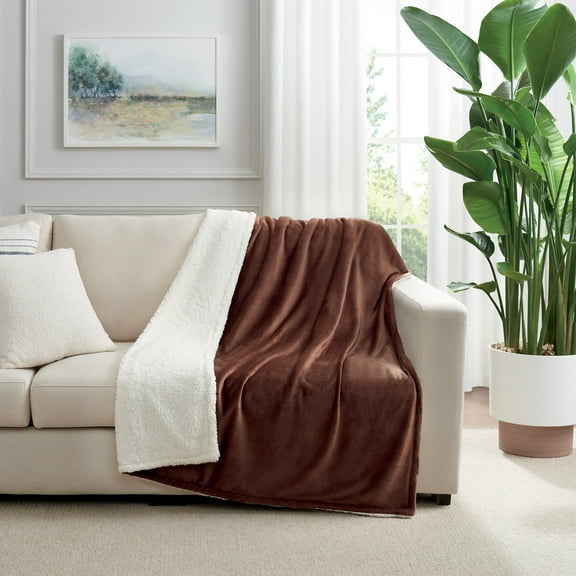 Host & Home Plush Sherpa Throw Blanket, Plush Mink Velvet Face with Plush Sherpa Reverse, 50x60, Brown