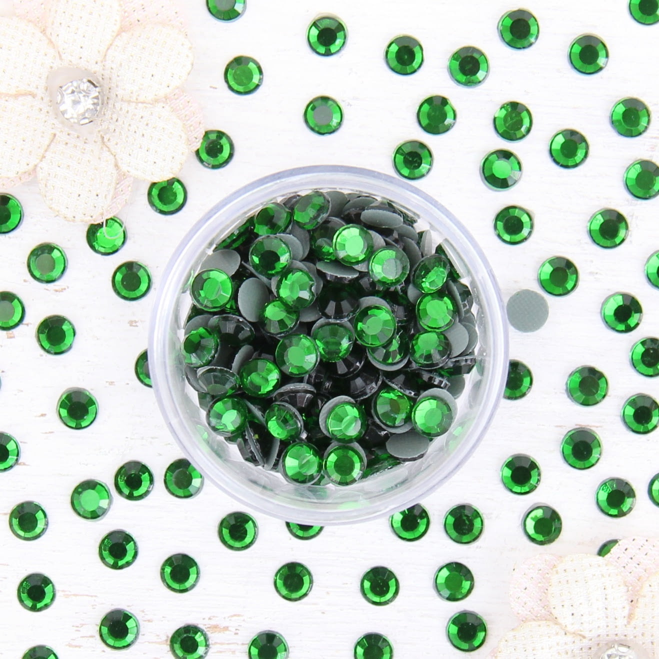 Hot Fix Rhinestones by Threadart SS20 (5mm) - Olivine - 2 Gross (288 ...