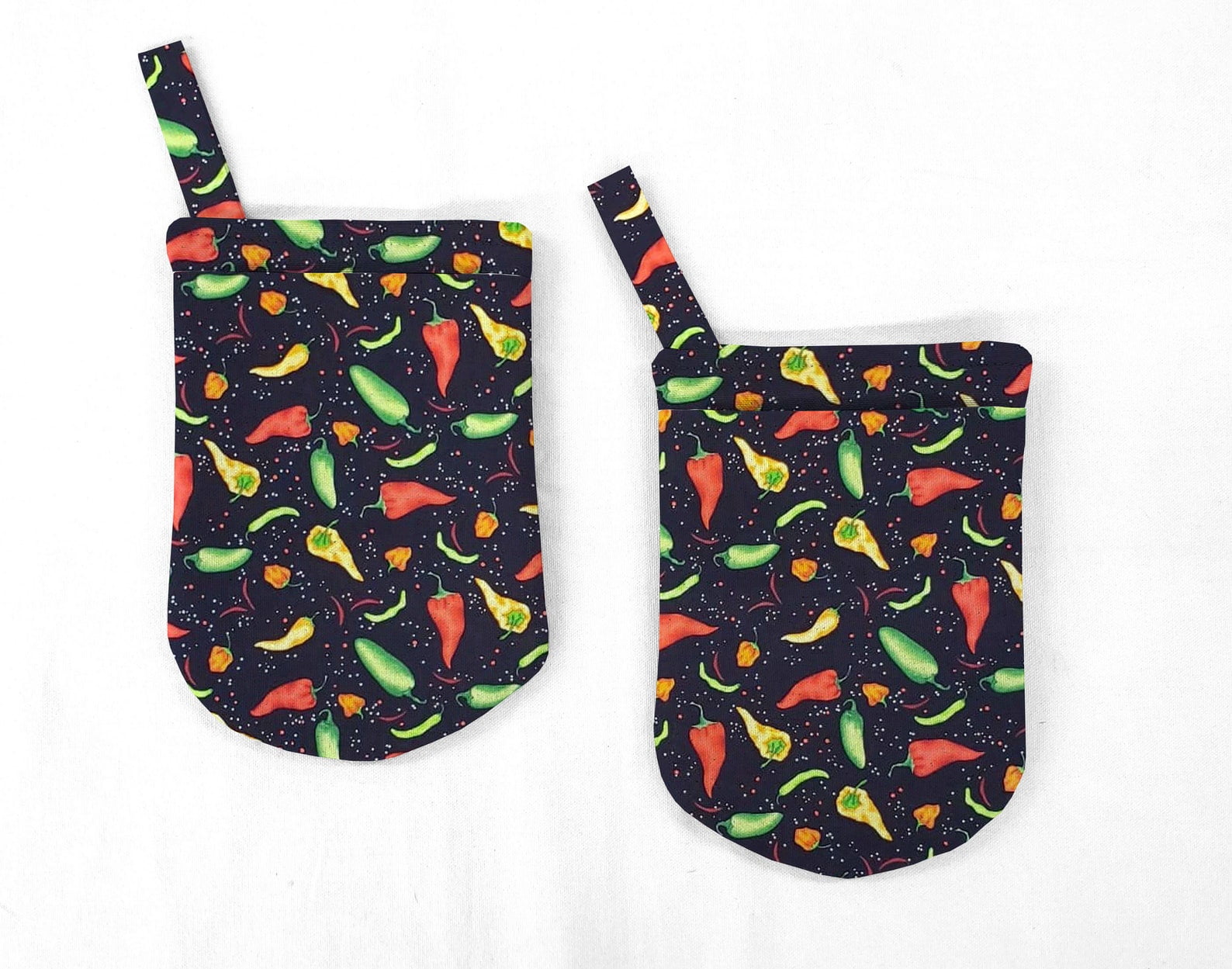 Hot Peppers Oven Mitts (Set Of 2) by Penny's Needful Things