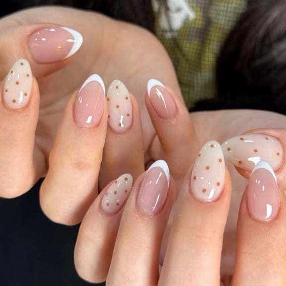 Hot Sale Almond-Shaped Polka Dot Press-On Nails, Simple White Wearable False Nail Tips