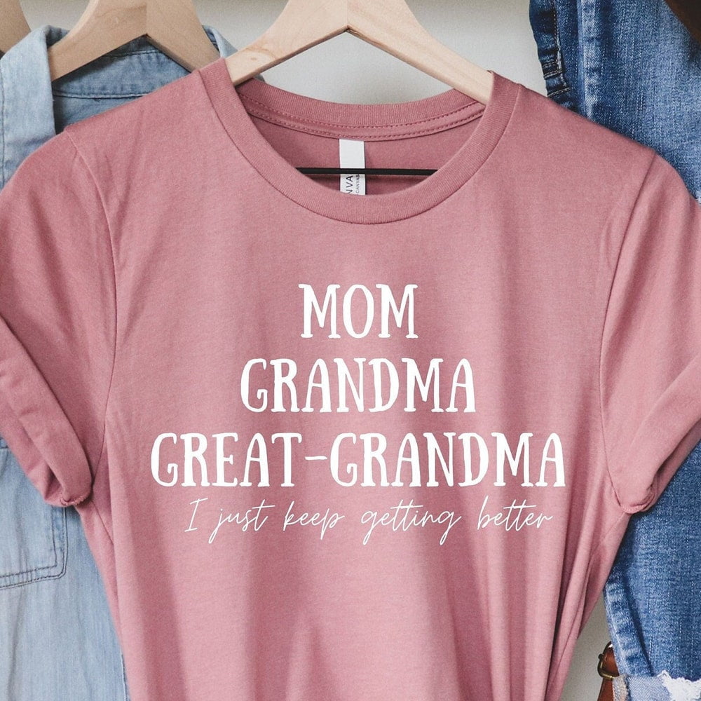 Grandma Established 2016 New Baby Announcement T-Shirt