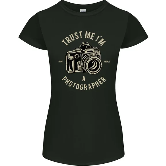 Hot Trending T-Shirt With Trust Me Im A Photographer Photography T-Shirt Design Preview Only