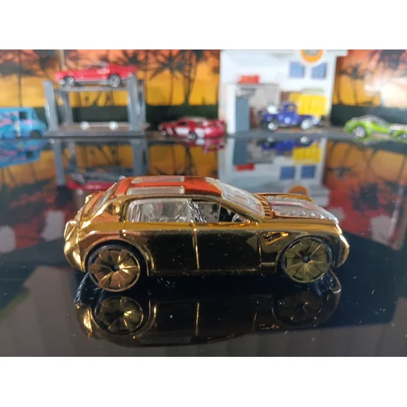 Hot Wheels 2002 Treasure Hunt Mini Cooper w/ protector