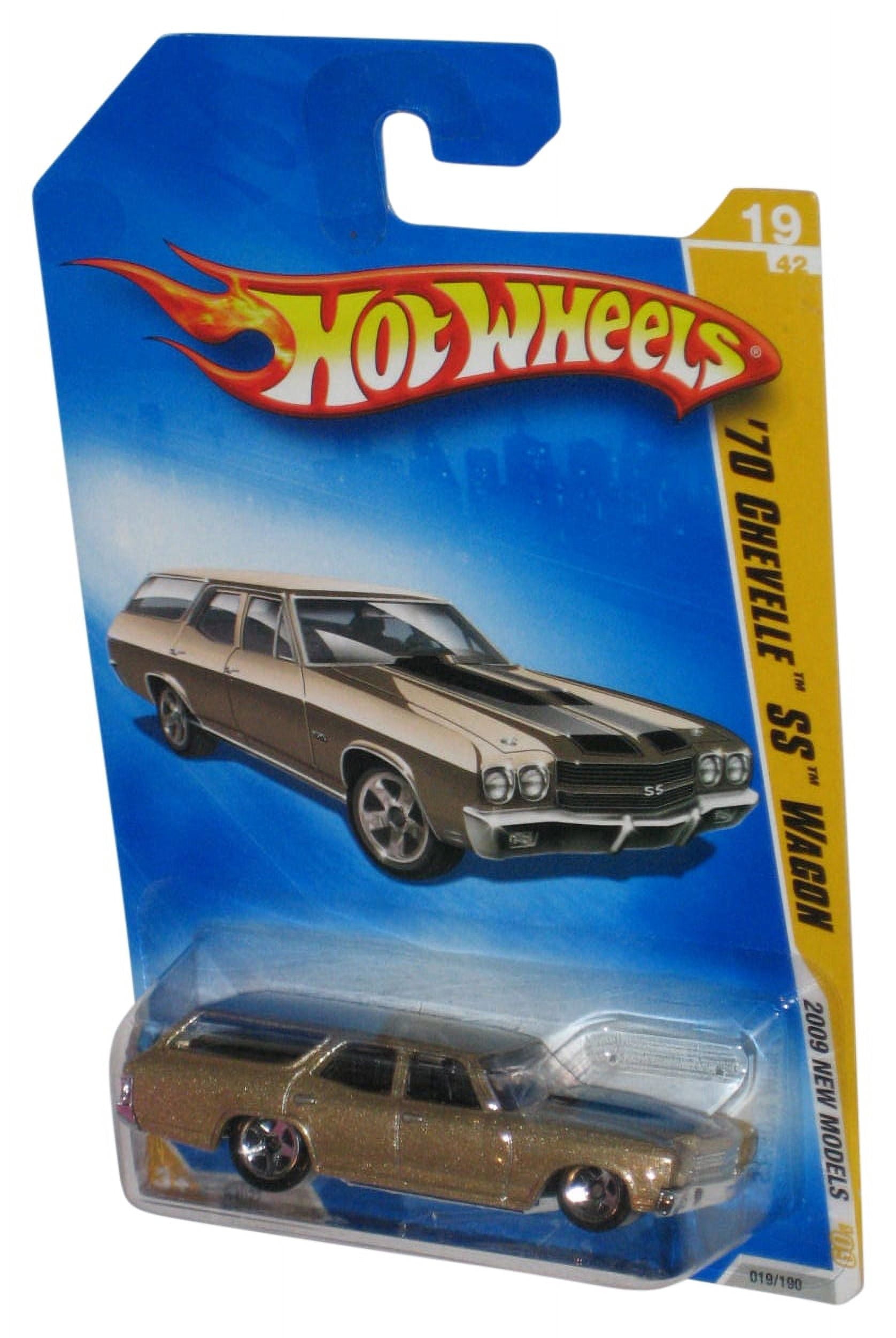 Hot Wheels 2009 New Models Gold '70 Chevelle SS Wagon Toy Car 019