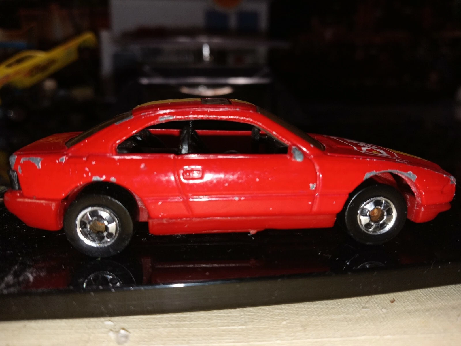 Hot Wheels 850i Getty Gas Station. Promo