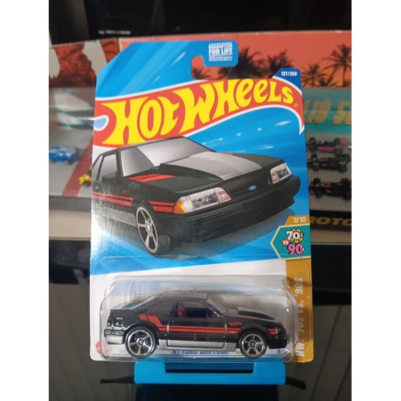 Hot Wheels 92 Ford Mustang