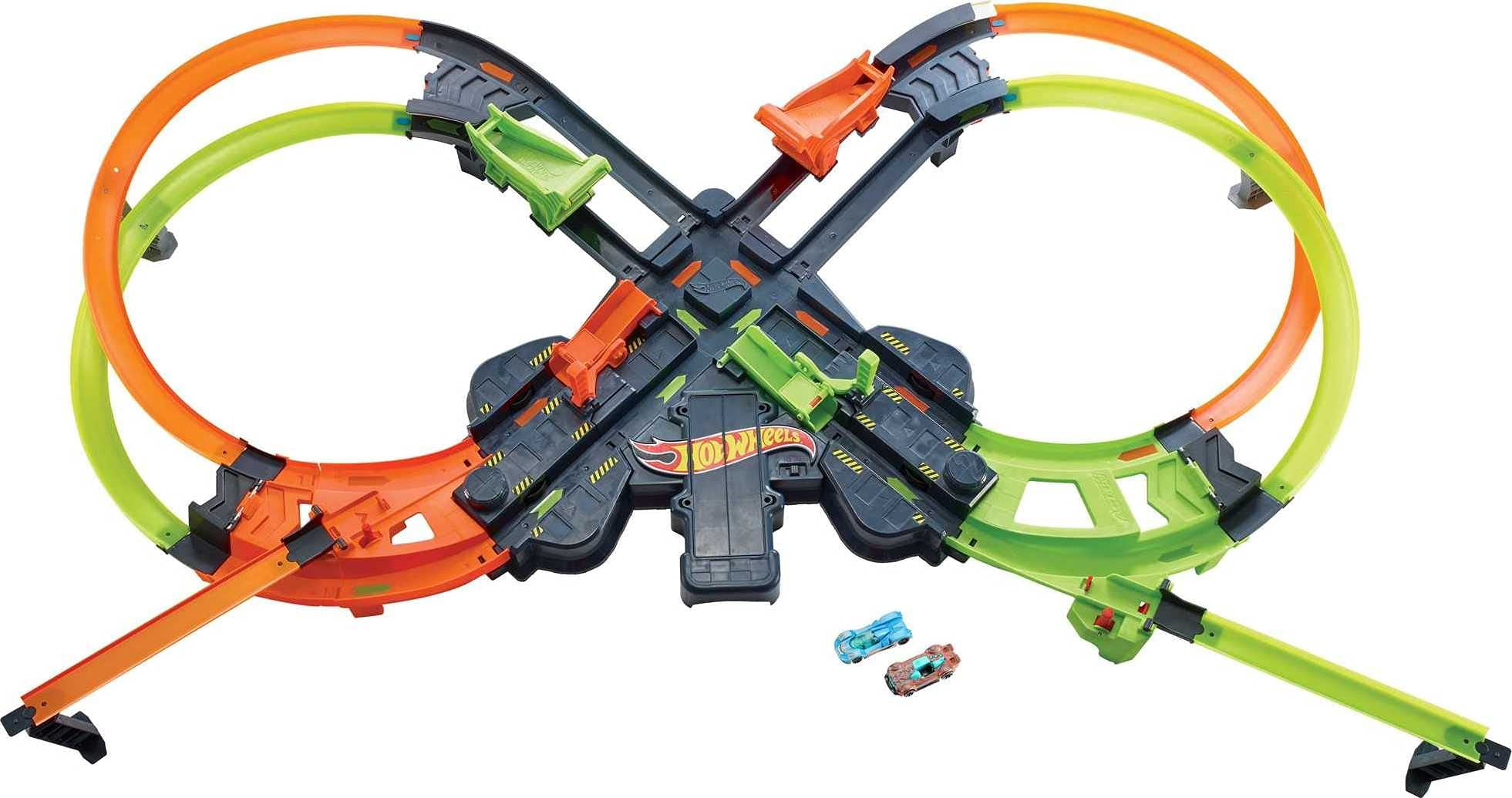 Hot Wheels Track Set and Toy Car, Large-Scale Motorized Track with 3  Corkscrew Loops, 3 Crash Zones and Toy Storage ( Exclusive)