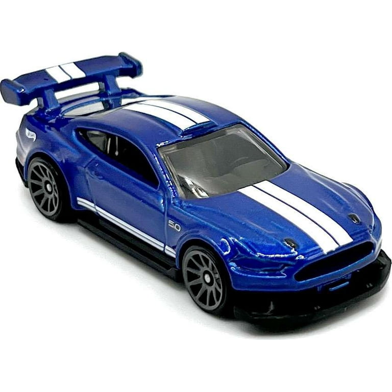 Hot Wheels Custom '18 Ford Mustang GT Diecast Car (Pearlescent Blue) (No  Packaging)