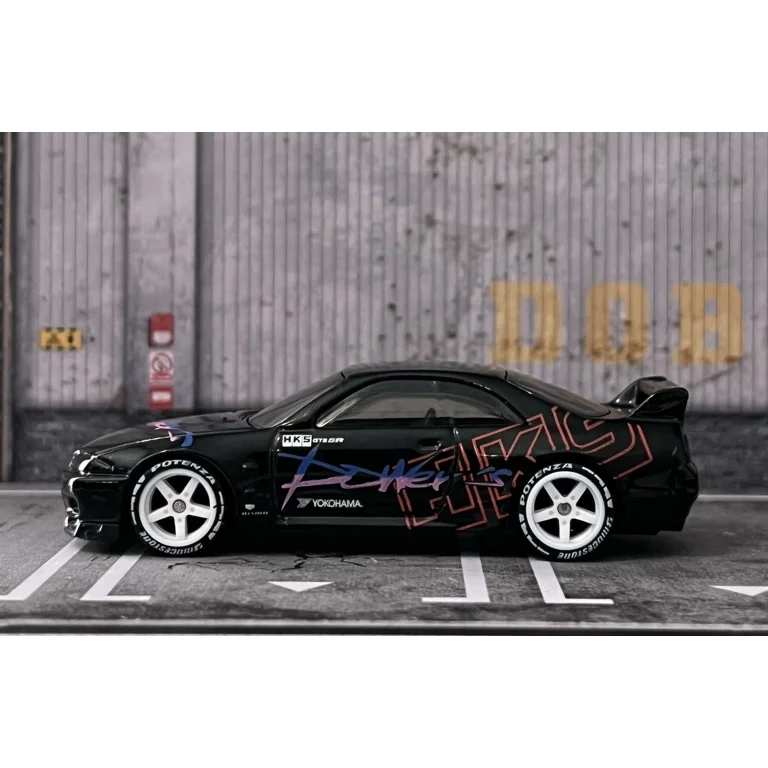 Hot Wheels Custom Nissan Skyline GT-R HKS R33 - Real Riders JDM