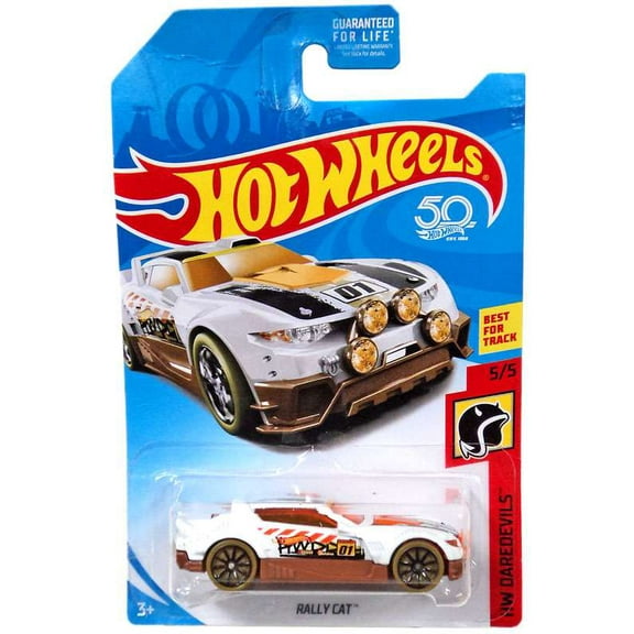 Hot Wheels Daredevils Rally Cat Die-Cast Car