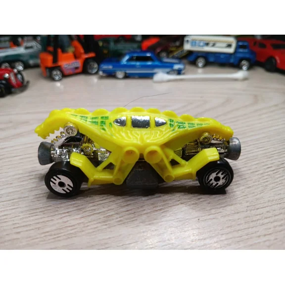 Hot Wheels Double Demon UH Nein Yellow Green Scales Malaysia