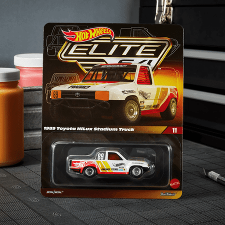 Hot Wheels Elite 64 1989 Toyota HiLux Stadium Truck #11