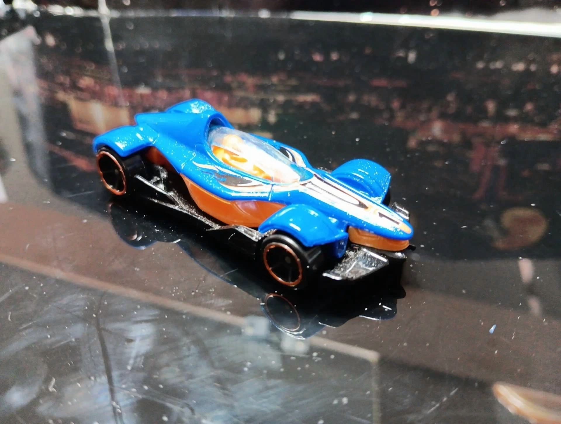 Hot Wheels Formula Street 2013 Sports Car Blue and Orange 1:64 Scale