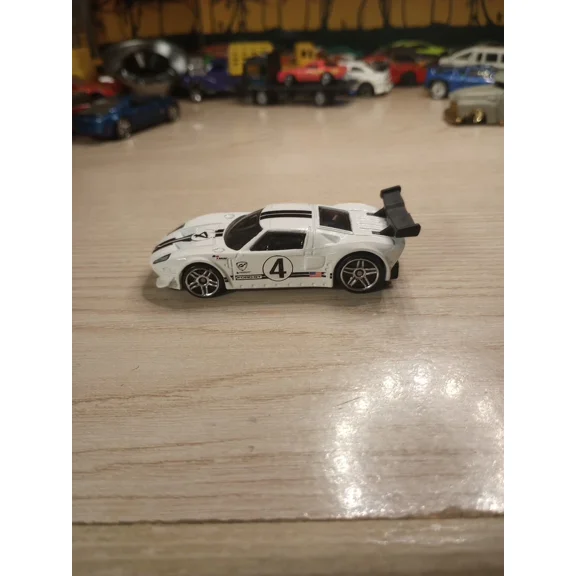 Hot Wheels Gran Turismo Ford GT40 1:64 Diecast Thailand White