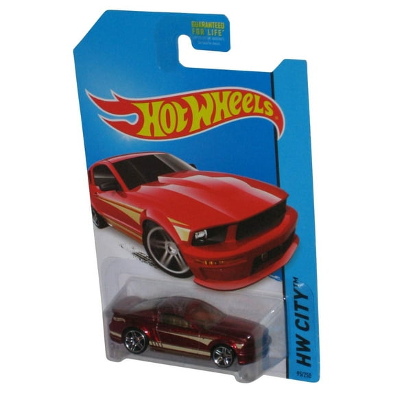 Hot Wheels HW City (2013) Red '07 Ford Mustang Die-Cast Toy Car 95/250