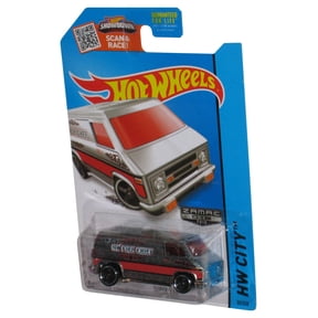 Hot Wheels HW City Zamac 013 Super Van Fire Chief (2013) Silver Toy 55/250