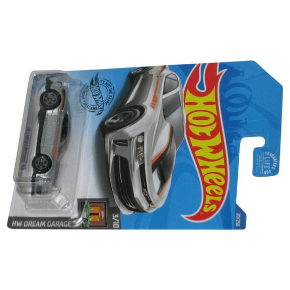 Hot Wheels HW Dream Garage 3/10 Silver '18 Copo Camaro SS Toy Car 20/250