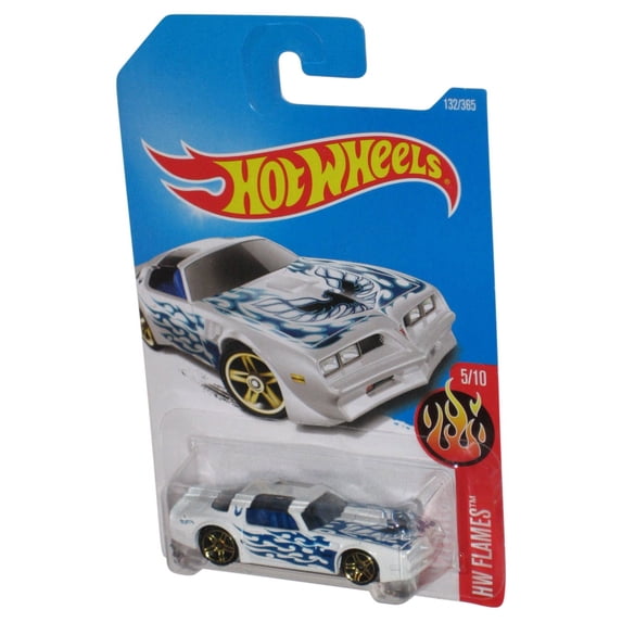 Hot Wheels HW Flames 5/10 (2015) White '77 Pontiac Firebird Toy Car 132/365