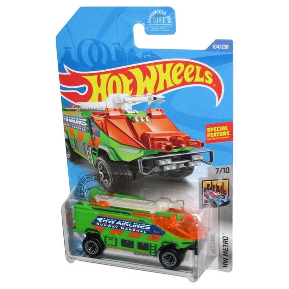 Hot Wheels HW Metro 7/10 (2017) Green Runway Res-Q Toy Car 104/250
