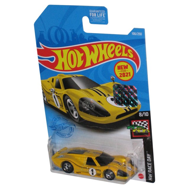 Hot Wheels HW Race Day 8/10 (2021) Yellow '67 Fords GT40 MK IV Car 106/