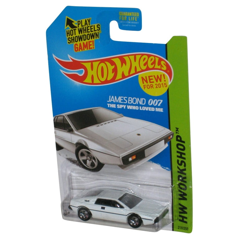 Hot Wheels HW Workshop (2015) Lotus Esprit S1 James Bond 007 Spy