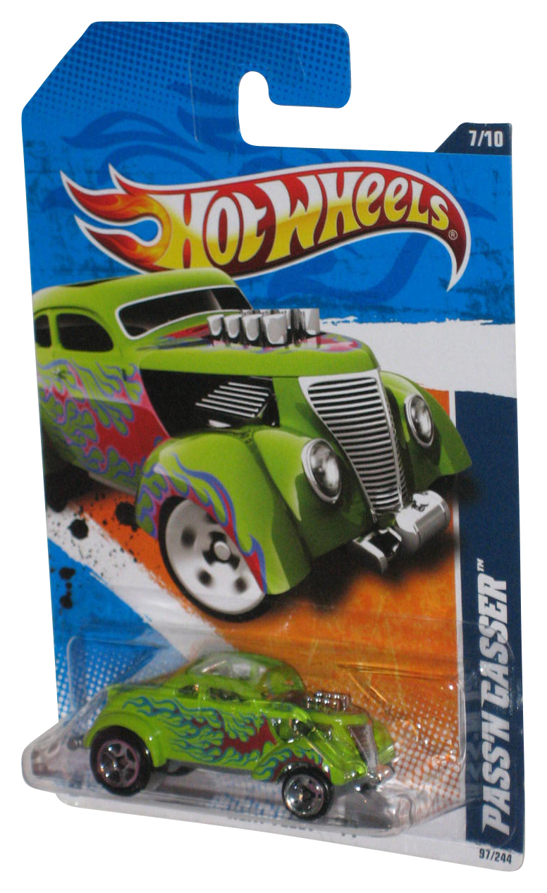 Hot Wheels Heat Fleet '11 7/10 (2010) Green Pass'N Gasser Toy Car 97/