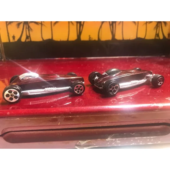 Hot Wheels Made for Mcd's 1999 Formula One Two Car Lot Maroon