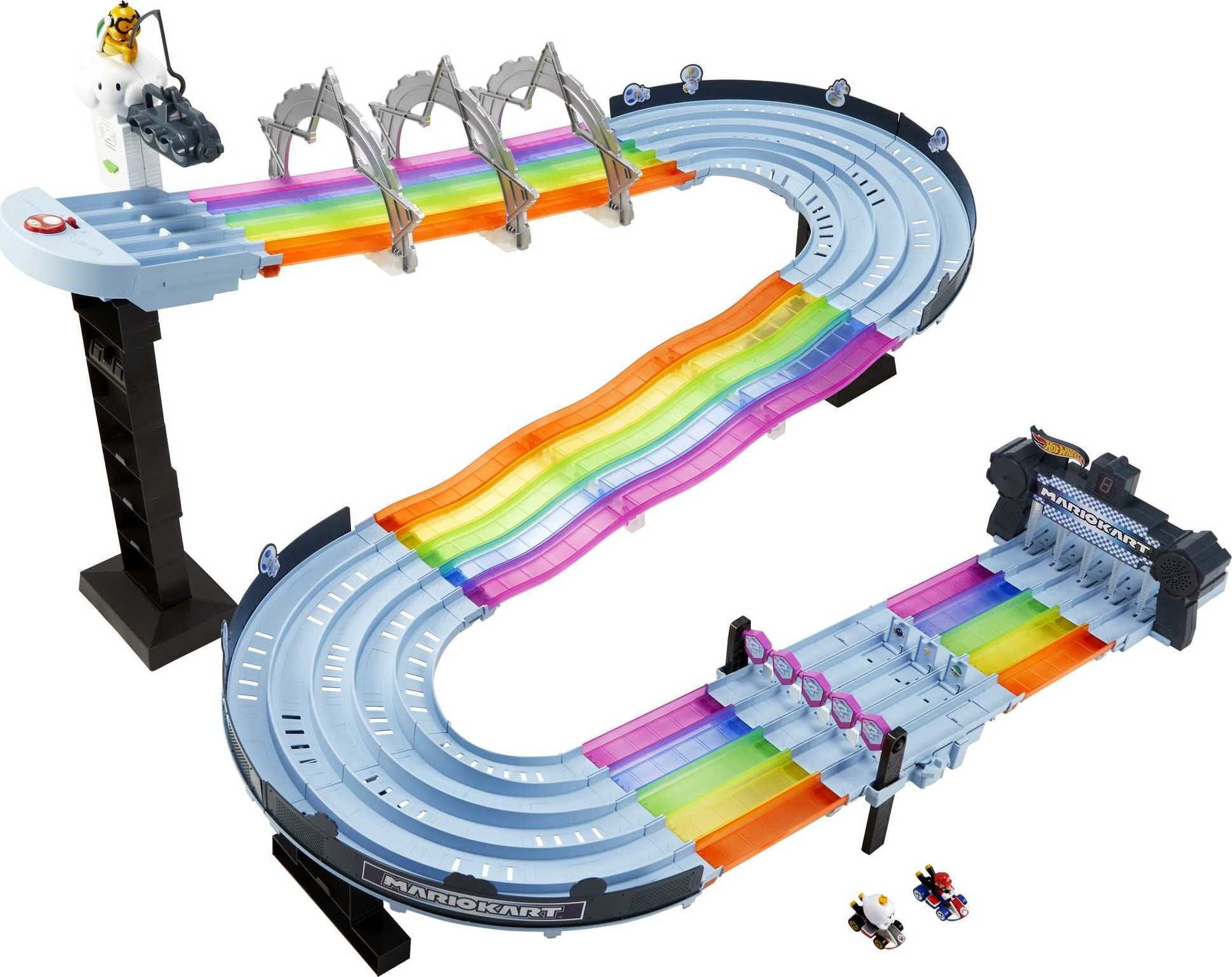 Hot Wheels Mario Kart Rainbow Road Raceway Set with 2 164 Scale