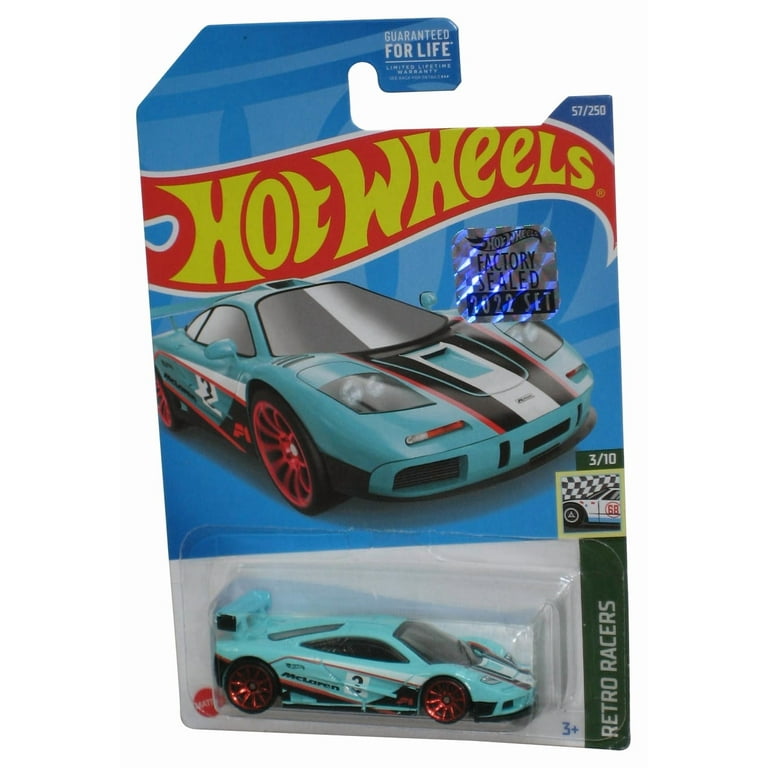 Hot Wheels McLaren F1 GTR Retro Racers 3/10 (2021) Blue