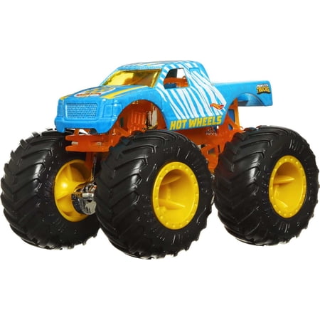 Hot Wheels Monster Trucks Color Shifters The 909 1:64 Scale Toy Truck, Changes Color with Water