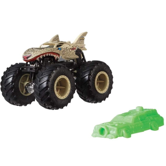 Hot Wheels Monster Trucks Leopard Shark Creature Vehicle - Connect and Crash Car Included 40/50 1:64 - Sand Colored Shark Shape Car with Giant Wheels
