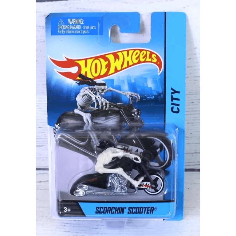 Hot Wheels Motorcycle SCORCHIN' SCOOTER with Skeleton Rider