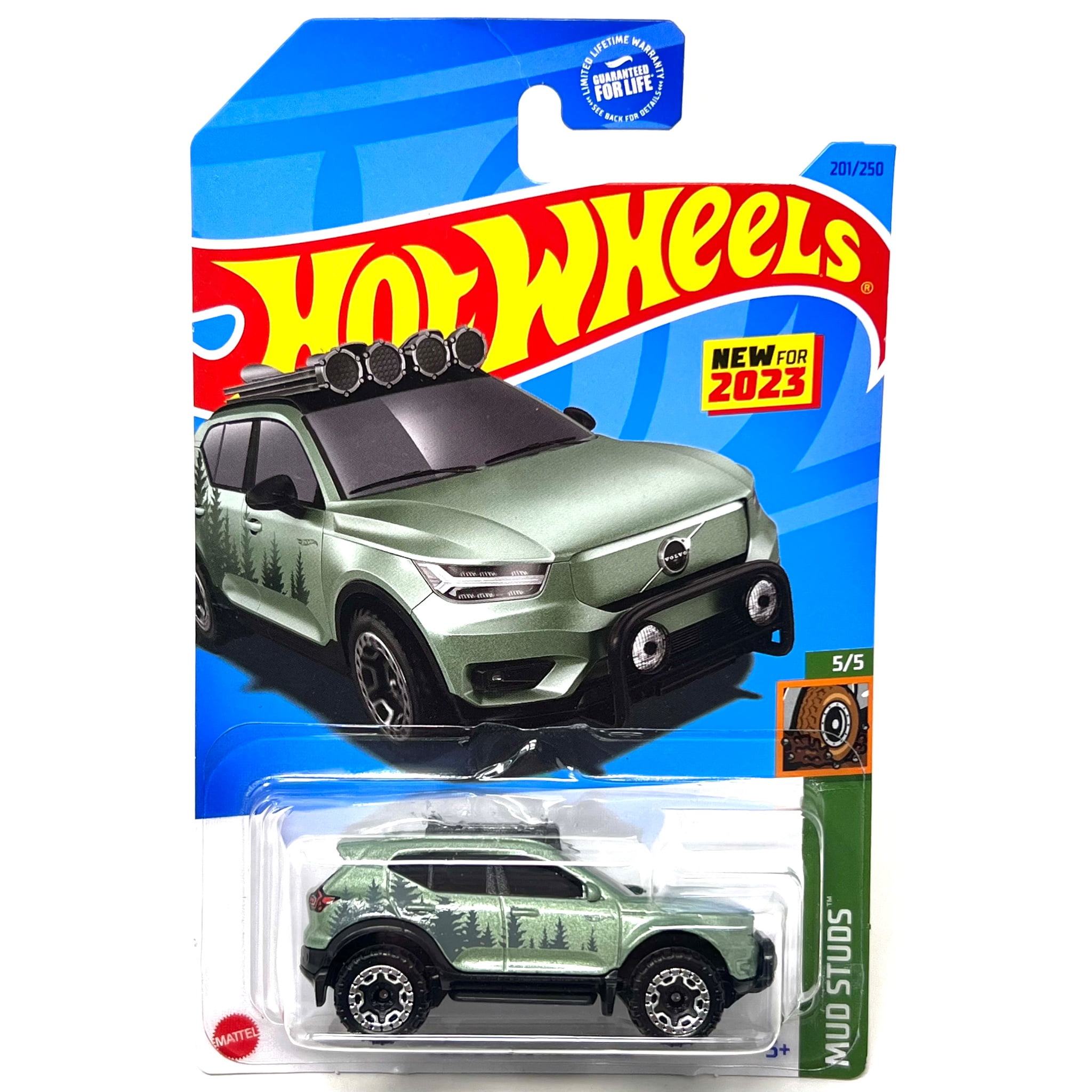 Hot Wheels Volvo XC40 Recharge – Mud Studs 5/5, HKG55, Short Card, SUV In Metallic Grün – Mattel 2023 – Echtes Sammlerstück