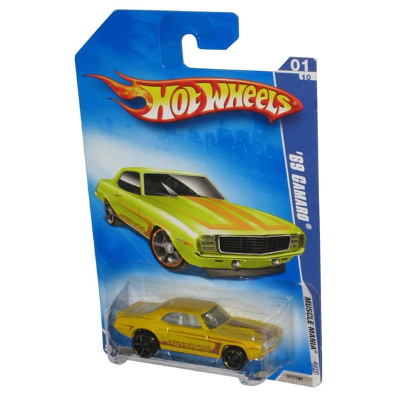 Hot Wheels Muscle Mania '09 Yellow '69 Camaro Toy Car 077/190
