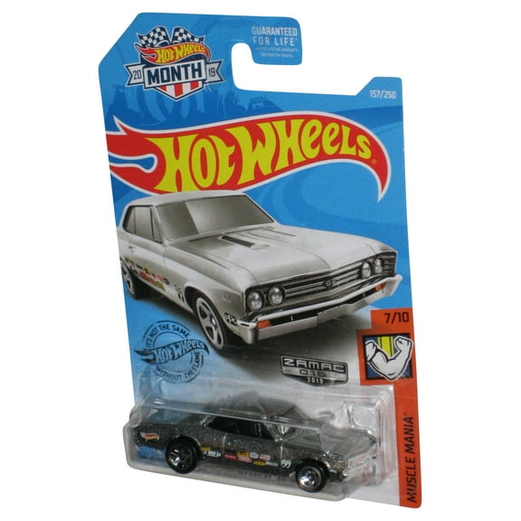 Hot Wheels Muscle Mania 7/10 (2019) '67 Chevelle SS 396 Silver Toy Car 157/250