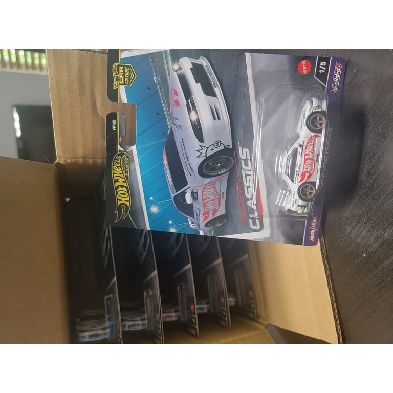 Hot Wheels Nissan Skyline GT-R (R32) Pandem 10-pack (10 cars