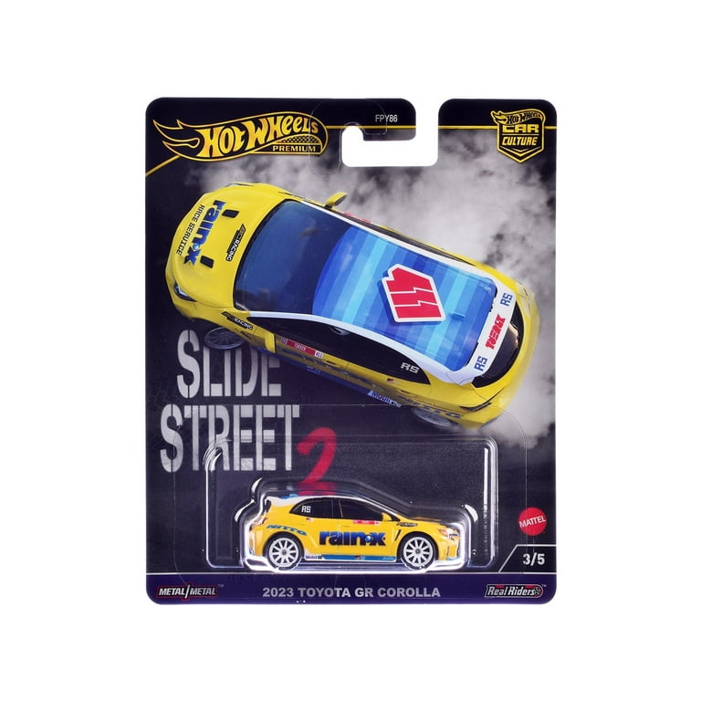 Hot Wheels Premium Car Culture Collectible Toy Car, 1:64 Scale Die