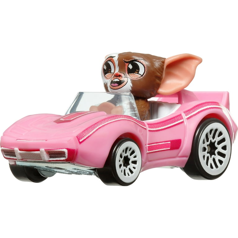 Hot Wheels RacerVerse Die-Cast Vehicle with Pop Culture Character