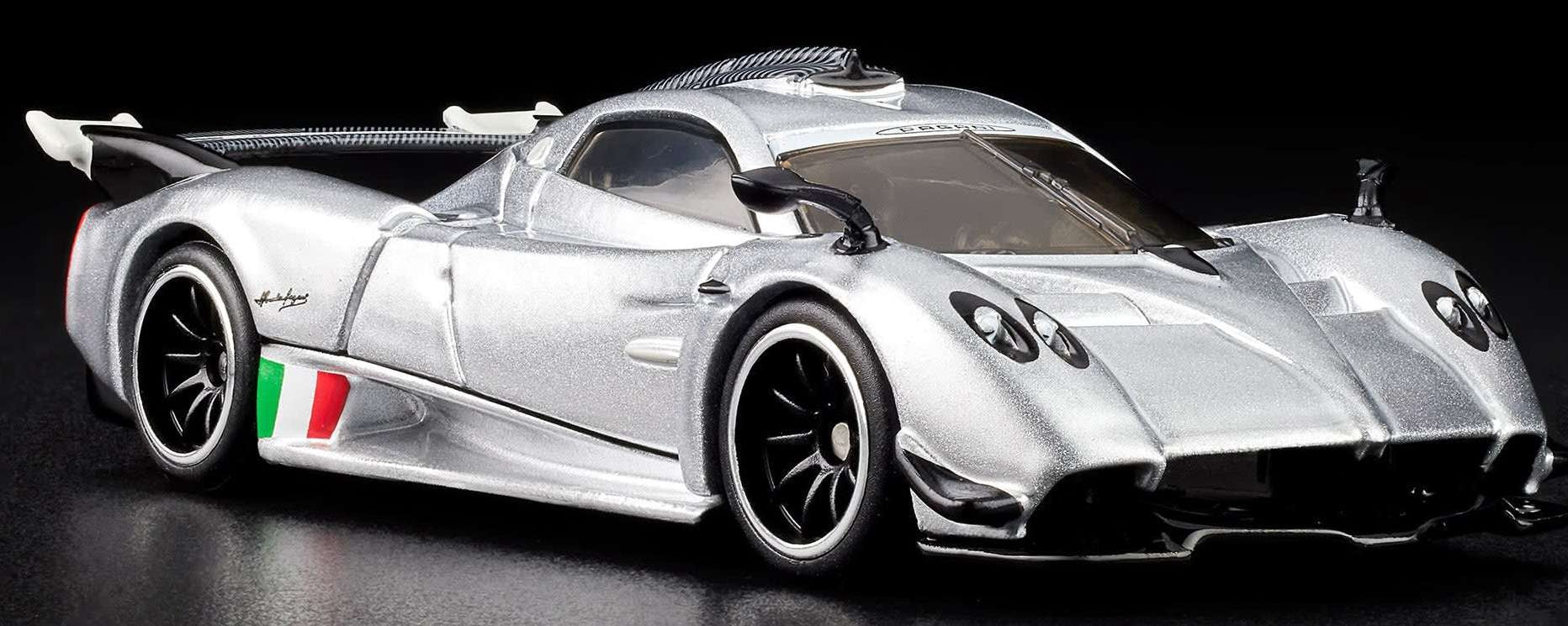 Hot Wheels Red Line Club (RLC) '21 Pagani Huayra R Die Cast Car