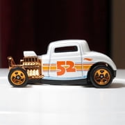 Hot Wheels Silver Series / Ultra Hots / Neon Speeders / Holidays Assorted / Fast & Furious 164 Model52th/  32 Ford;